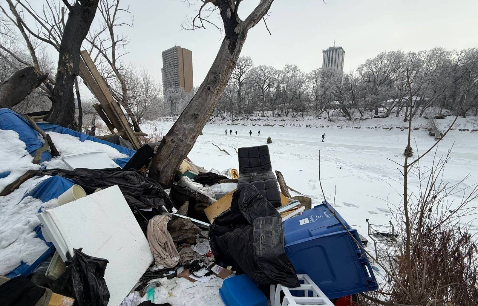 City staff get jump on spring homeless camp inspections – Winnipeg Free Press