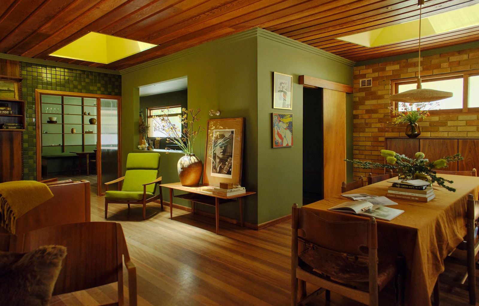 Australian Designer Claire Perini’s Renovated Midcentury Is Soaked in ’70s Soul