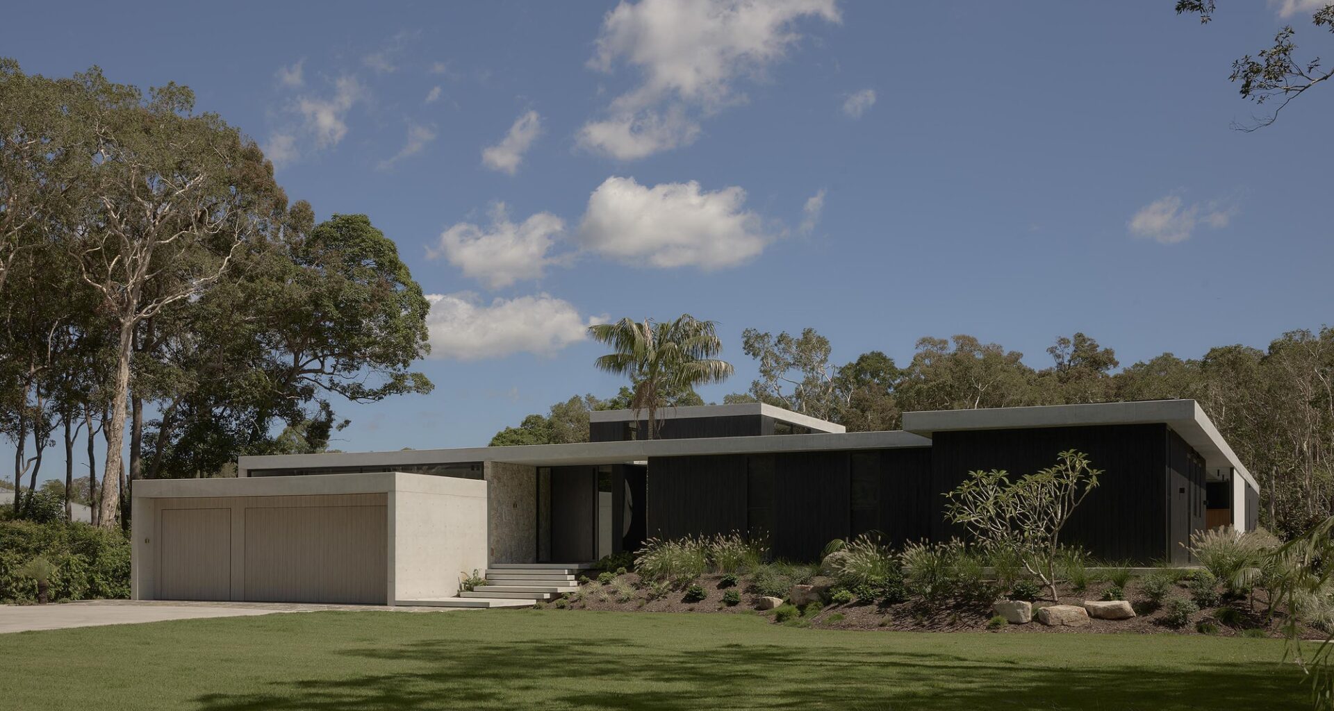 Nojoor / Hive Architecture | ArchDaily