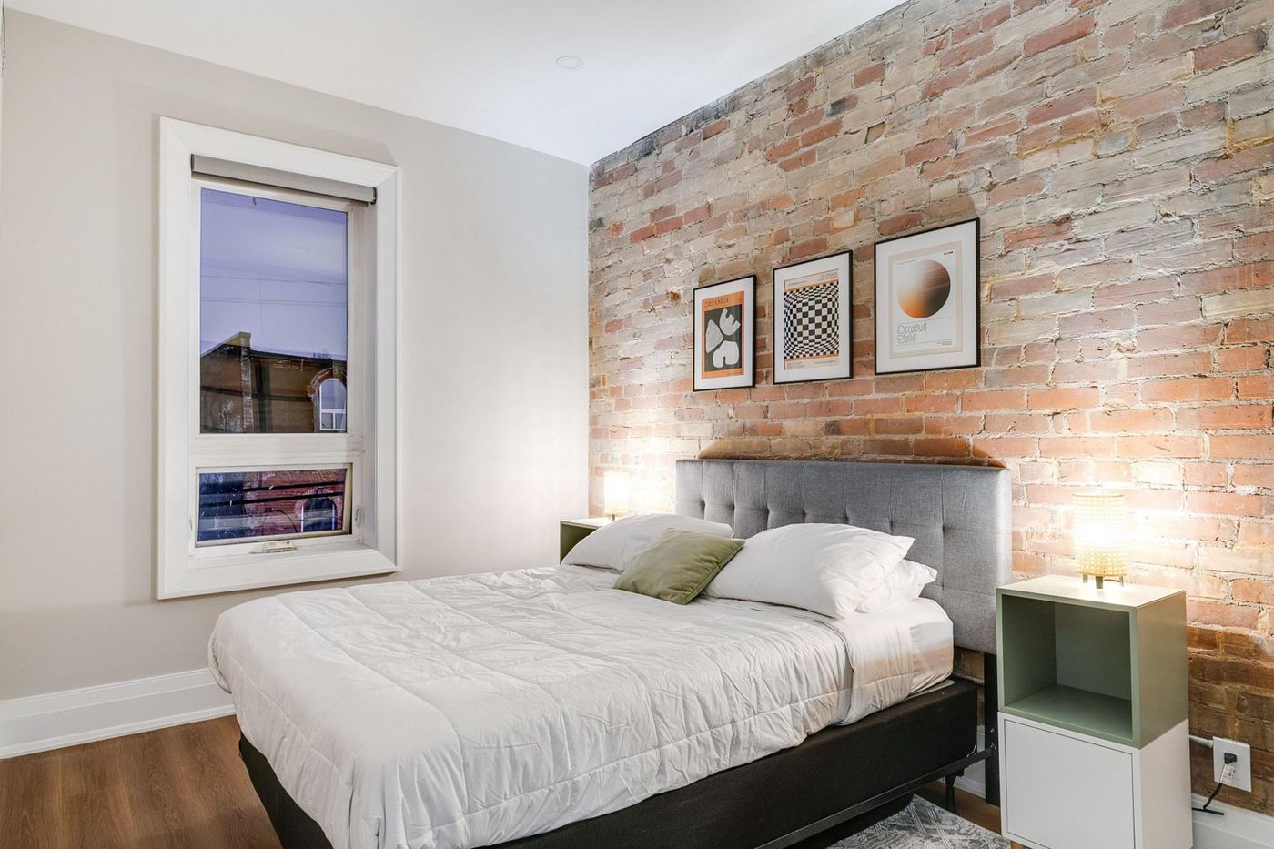 1320 Queen Street West Toronto 