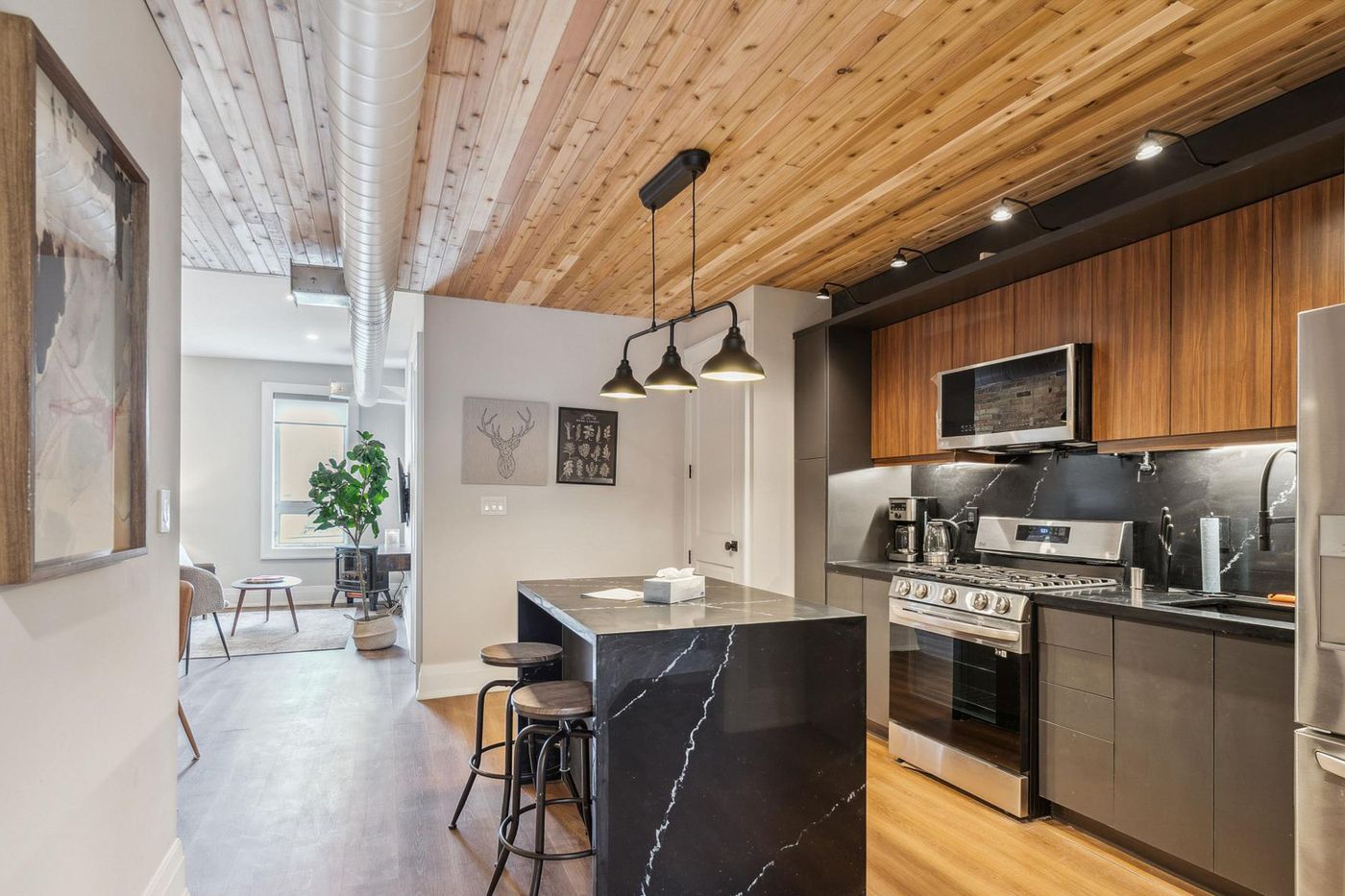 1320 Queen Street West Toronto 