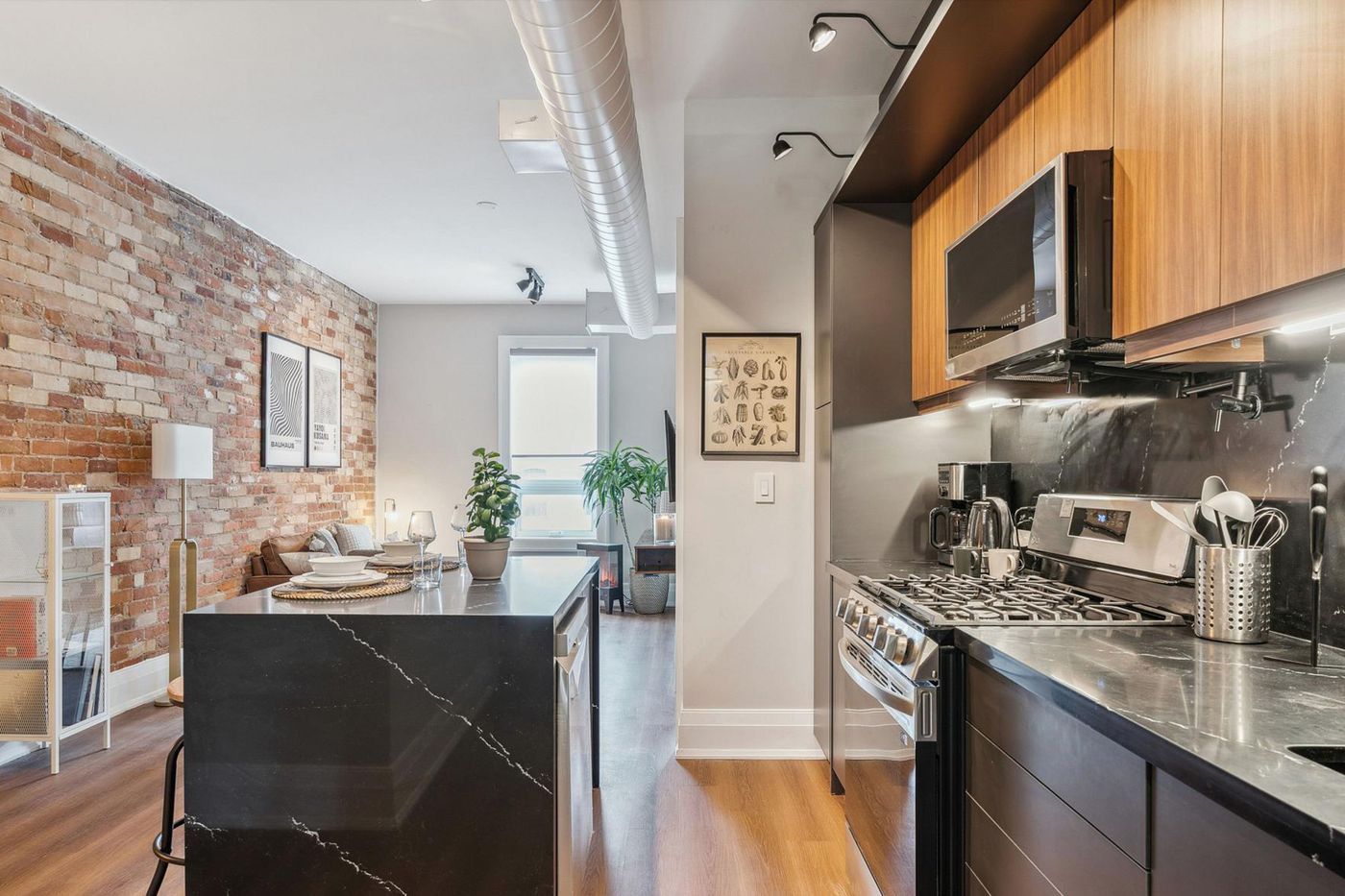 1320 Queen Street West Toronto 