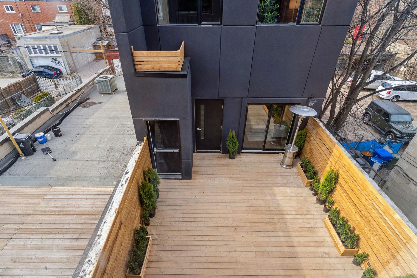 1320 Queen Street West Toronto 