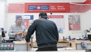 Canada Post beginning work to end most door-to-door mail delivery | NanaimoNewsNOW