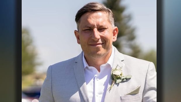 Lawyer says ex-client didn't mention disgraced Winnipeg police officer before pleading guilty