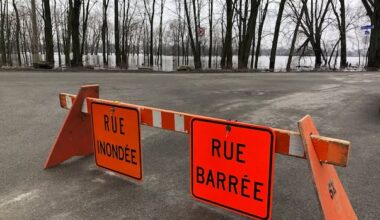 Quebec municipalities preparing for flooding, Montreal reaches highest alert level
