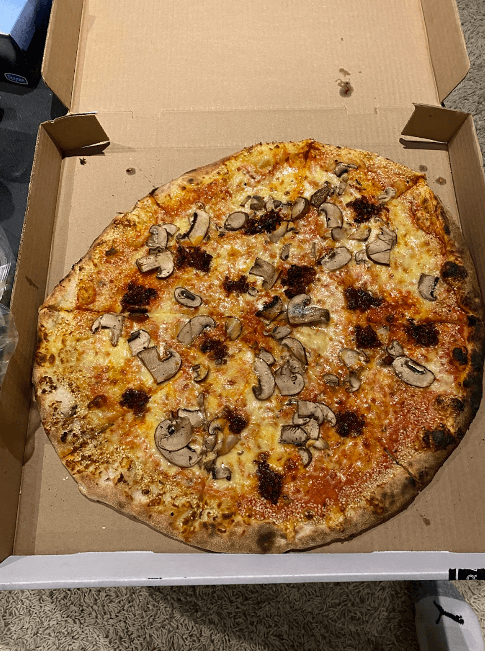 Pizza.