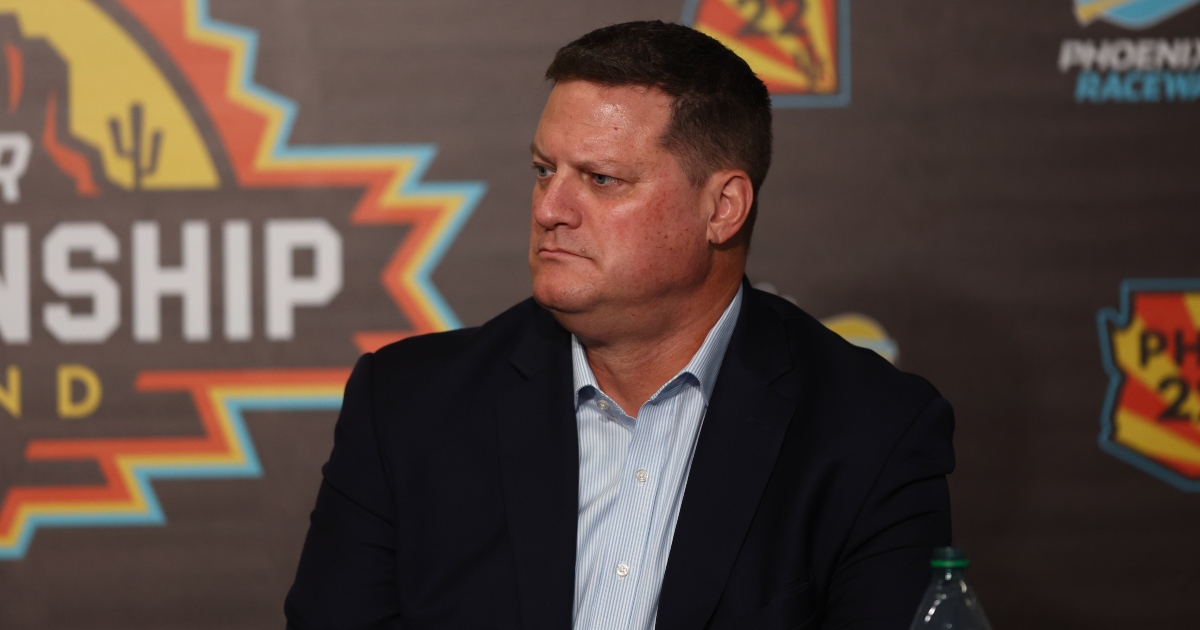 NCAA-college football-transfer portal-division i cabinet