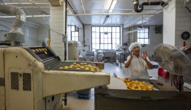 Montreal to display collection from iconic Chinatown noodle shop