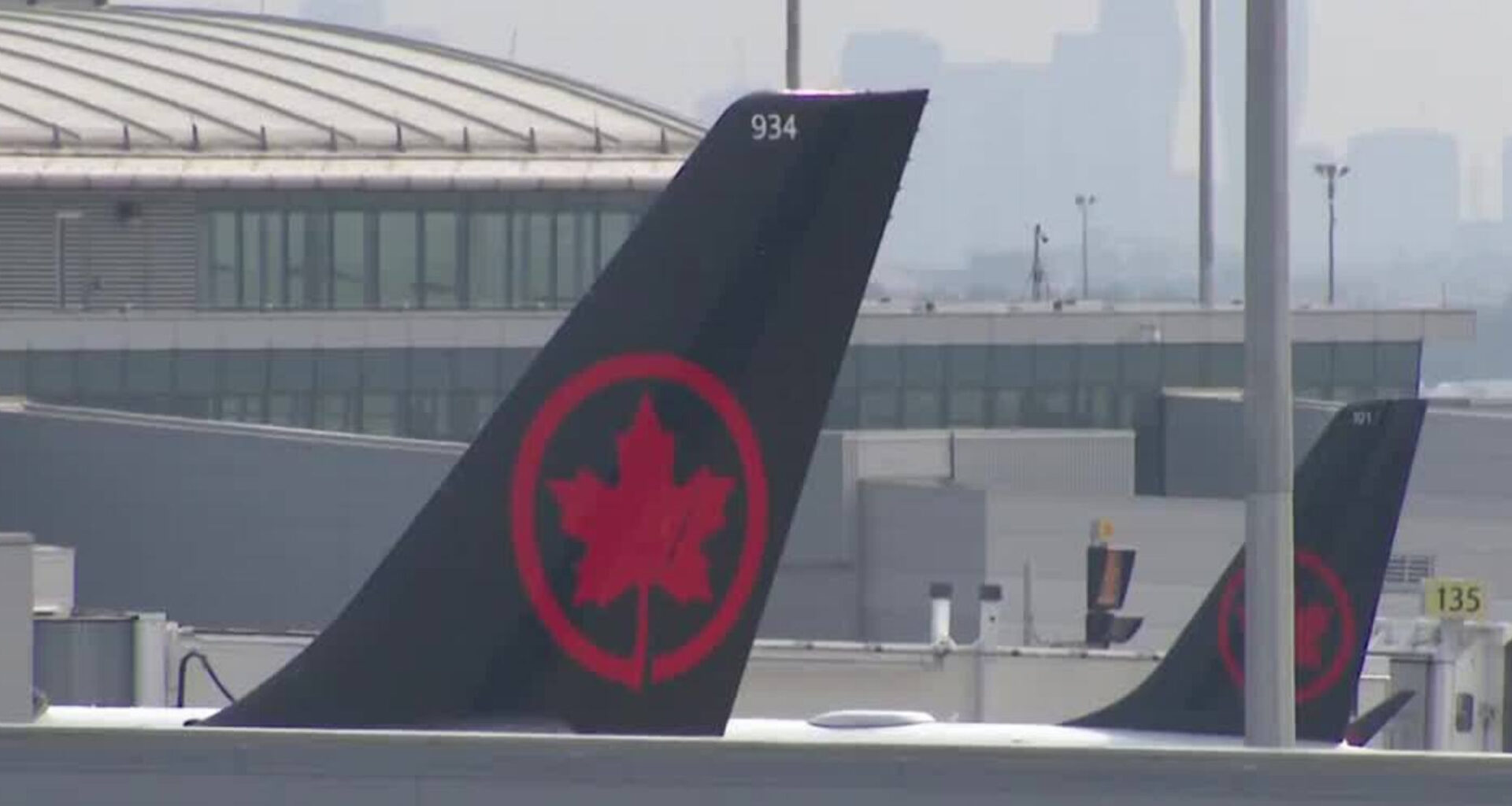 Air Canada suspends some flights to New York amid rising fuel costs