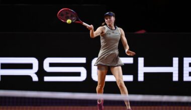 Elena Rybakina stays on course for a second Porsche Tennis Grand Prix title