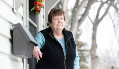 Phasing out of door-to-door mail delivery sinks in for Winnipeggers – Winnipeg Free Press