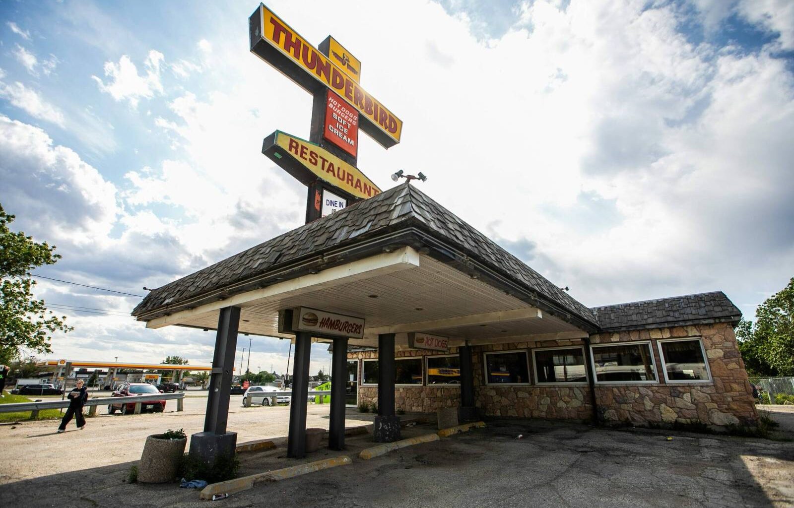 Iconic Thunderbird restaurant set to take flight once more – Winnipeg Free Press