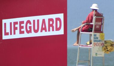 Cuts come to Vancouver lifeguards