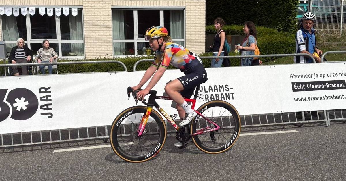 Anna van der Breggen explains SD Worx tactics in Brabant Arrow