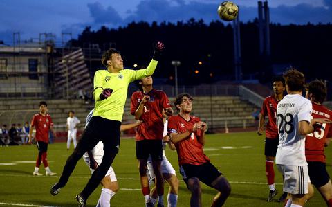 Spartans take two from Raiders on soccer field