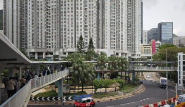 Beyond the Street: Climate, Commerce, and the Evolution of Hong Kong’s Elevated Networks