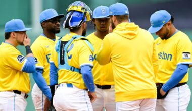 Rain threat forces Red Sox to change time of Sunday's game