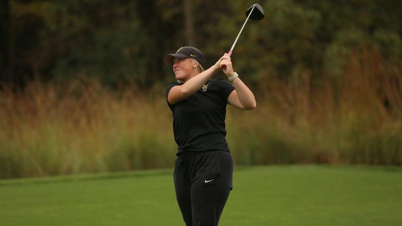 Women's Golf Wins Opening Day of Bethel’s Rumble at the Ridge