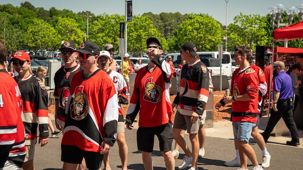 Ottawa Senators, Carolina Hurricanes fans get the party started ahead of Game 1