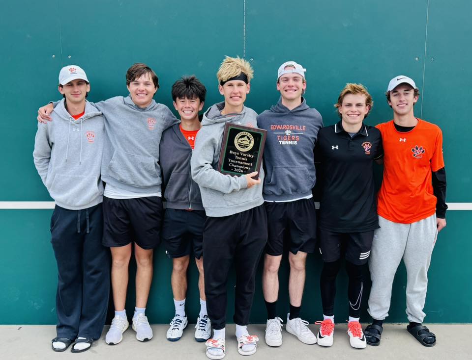 Edwardsville tennis wins Hilltopper Invitational IL