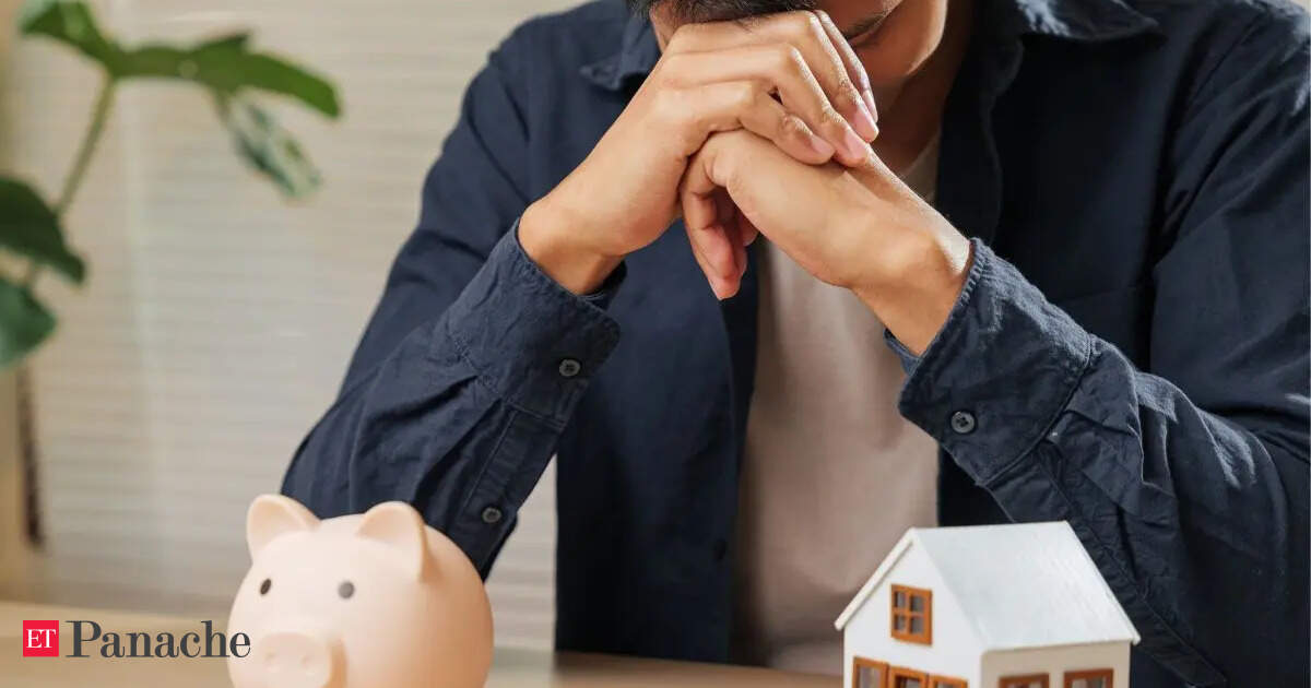 He earns Rs 20 LPA, but father wants new house worth Rs 1.6 crore. 30-year-old stuck in loan vs savings dilemma seeks advice