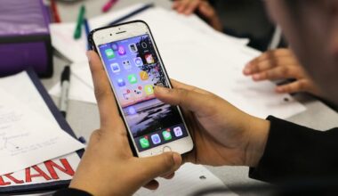 Alberta teens, advocate support social media ban, want more urgency from Ottawa