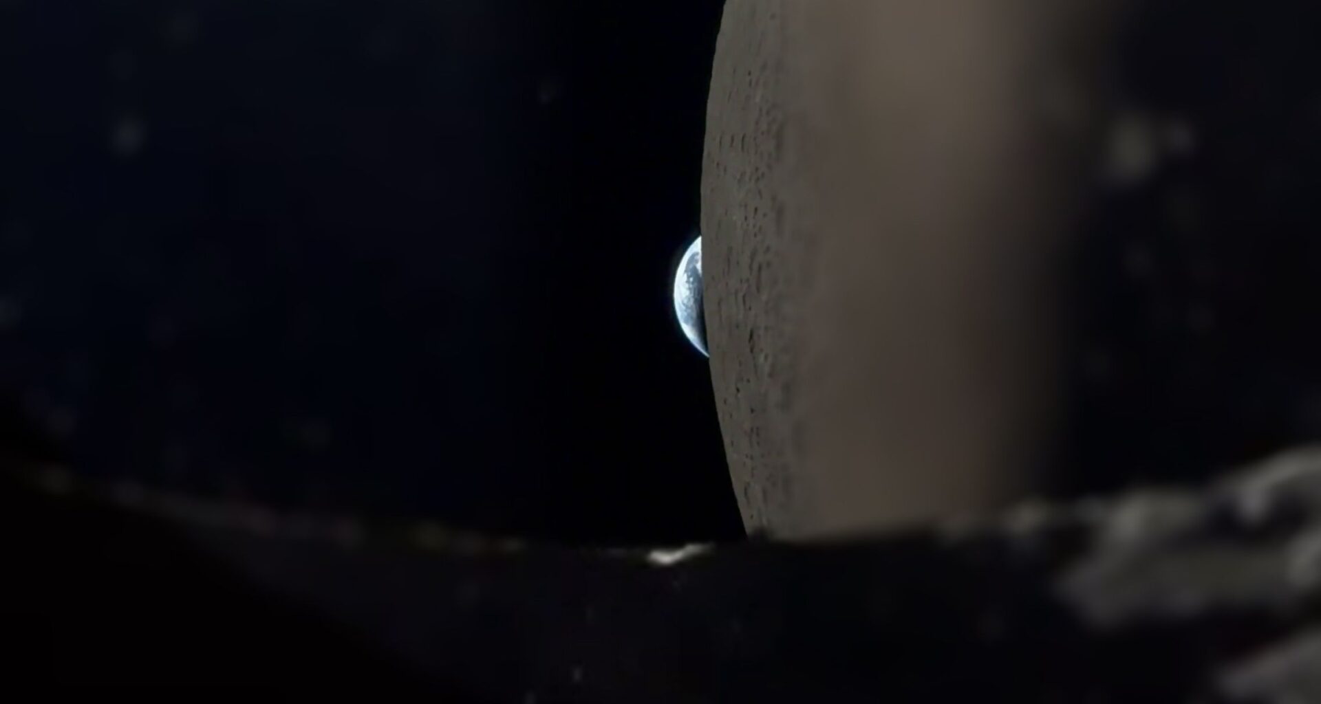 NASA Astronaut Shares Incredible 'Earthset' Video Captured With iPhone 17 Pro Max