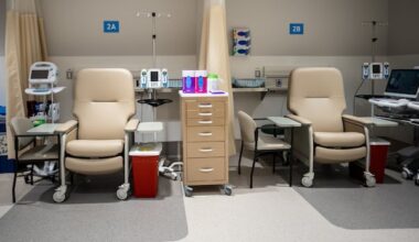 Chemotherapy treatment expanded at Surrey Memorial Hospital