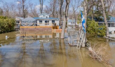 Red Cross pitching in to help Gatineau residents as Ottawa River levels stabilize