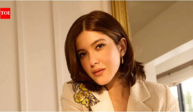 Shanaya Kapoor: After 'Tu Yaa Main', Shanaya Kapoor roped in to star opposite Tiger Shroff in Ahmed Khan zombie comedy directorial - Report |