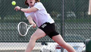 Alton boys tennis sweeps Granite City in 9-0 win