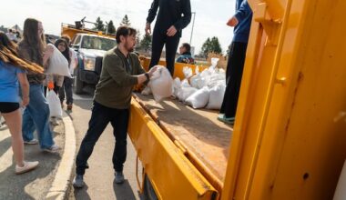Ottawa River levels keep stabilizing, but situation could still worsen