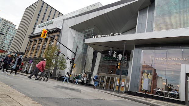 New Ottawa police project focuses on Rideau Centre theft