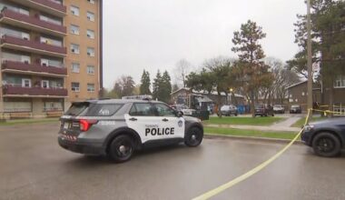 Man dead after shooting in Toronto, homicide team investigating: police