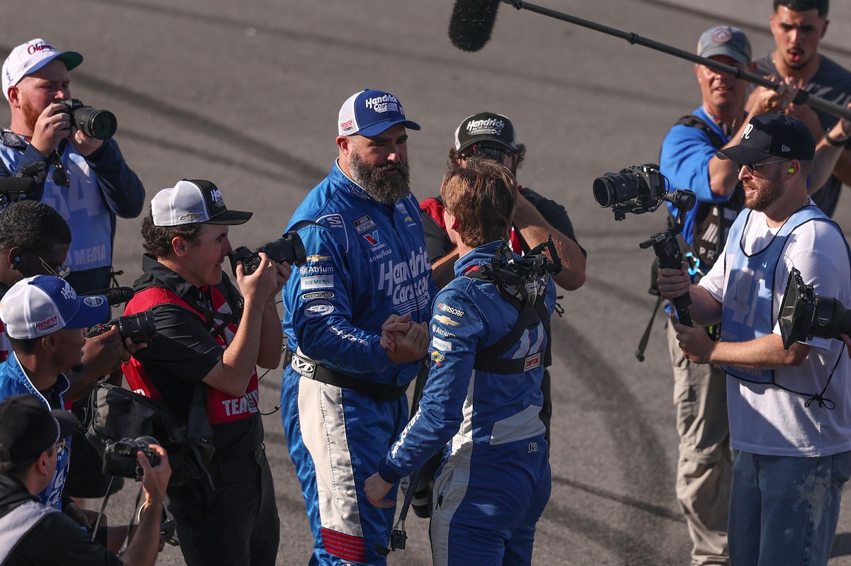 Jason Kelce was part of winning NASCAR team at Talladega, assisting pit crew