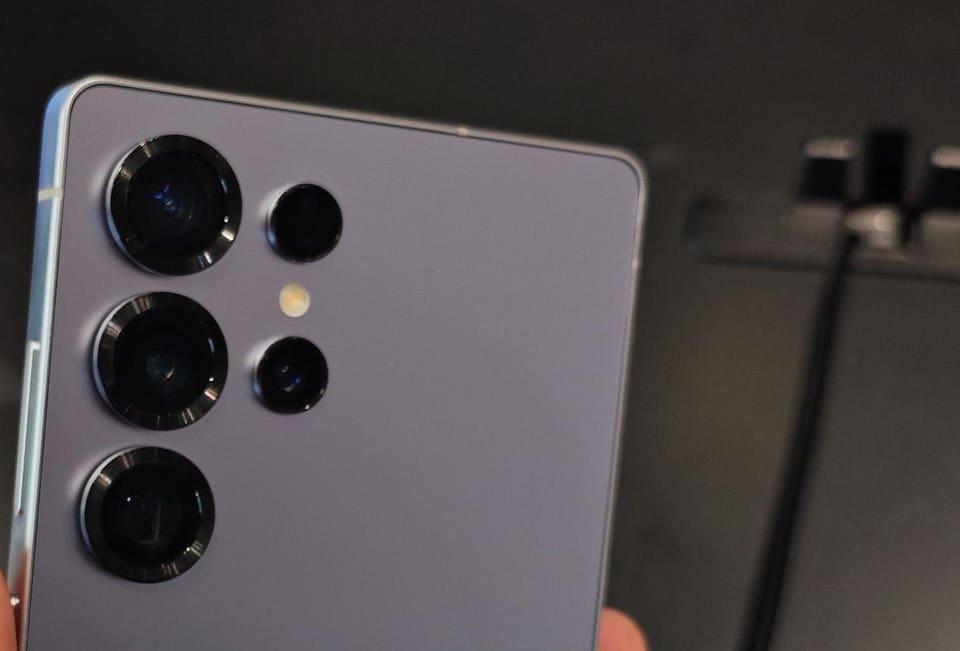 Samsung Annual Flagship Galaxy S25 Phone