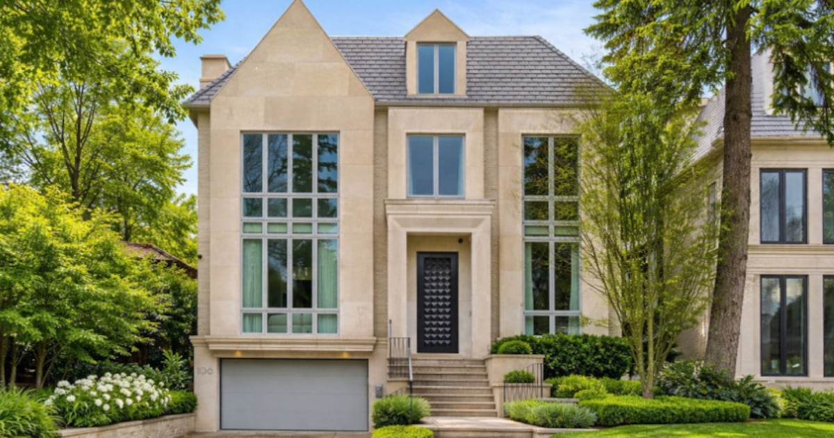 This $12.8M home in Toronto has won interior design awards. Take a look inside the never-before-lived-in property – CP24