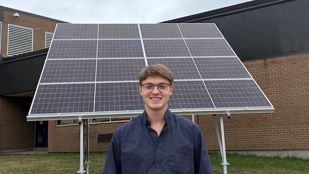 Student-led solar panel project to reduce CO2, inspires others to act on climate change