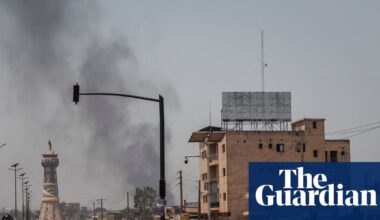 Mali in turmoil after insurgents seize towns and kill defence minister | Mali