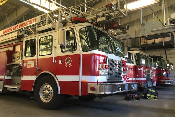 Winnipeg Firefighters Battle Two Structure Fires & Wildland Blaze