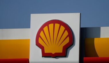Shell to buy ARC Resources in deal valued at $22B including debt