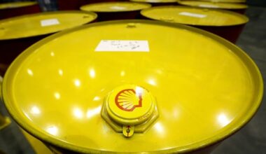 Shell invests $22 billion in Canada's oilpatch and more deals could be coming
