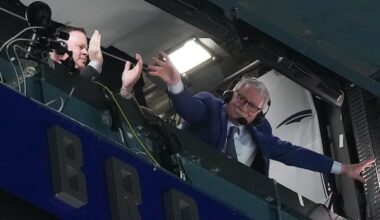 Long-time Vancouver Canucks broadcaster John Garrett dies at 74