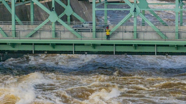 Gatineau warns of possible 2nd flood as heavy rainfall predicted for National Capital Region