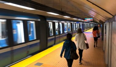 STM once again extends ban on loitering in Montreal Metro