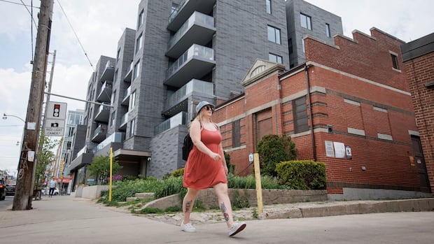 Many Toronto-area rental units are sitting empty, but rent prices are still 'sky high': advocate