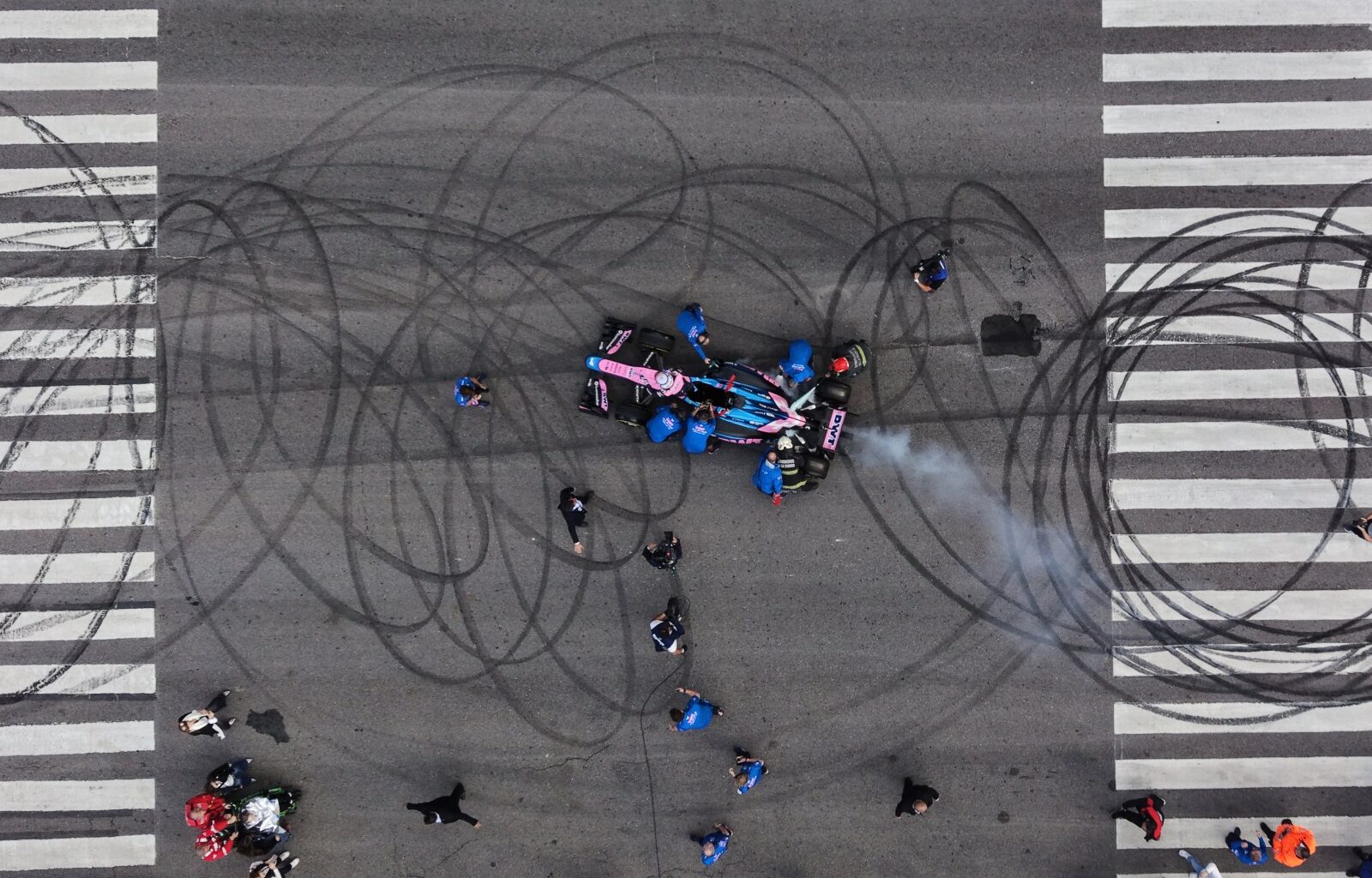 Why the workouts of Formula 1 drivers might help computer users with ‘tech neck’ – Winnipeg Free Press