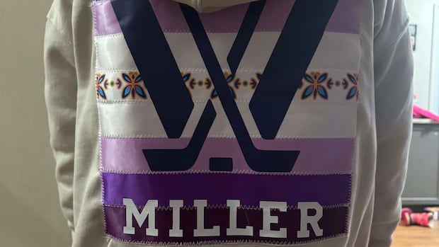 Eel River Bar family wears pieces of Indigenous culture to watch PWHL hero in Montreal