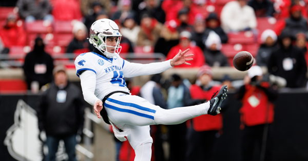 OTTAWA SELECTS AIDAN LAROS FIRST OVERALL IN 2026 CFL GLOBAL DRAFT